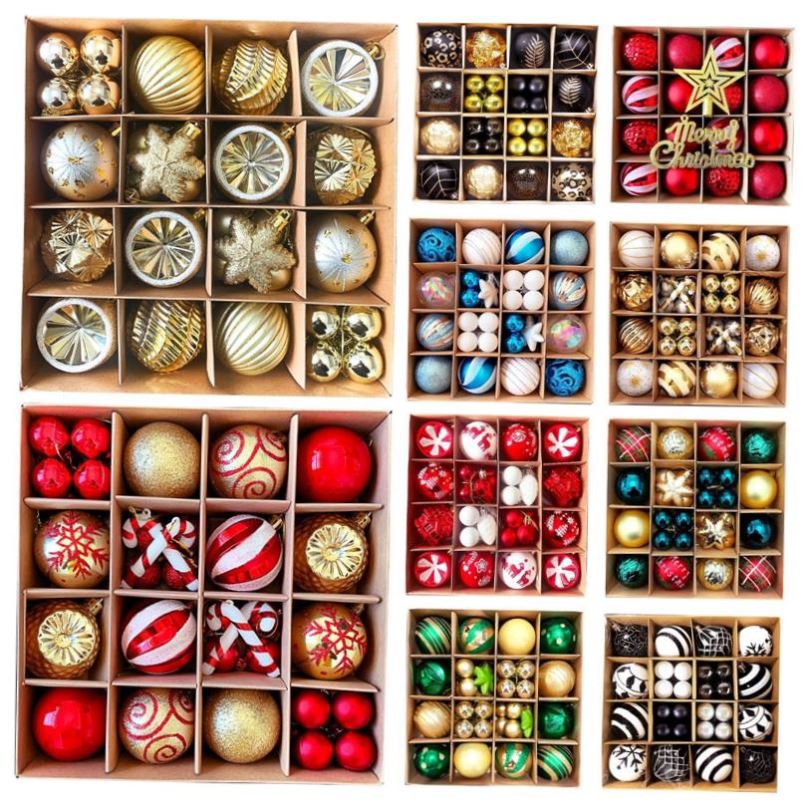 Spherical Christmas decorations Christmas tree