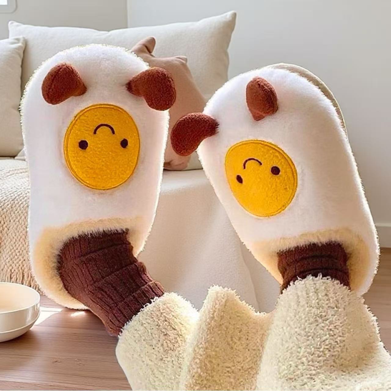 Cartoon Potato Plush Indoor Slippers